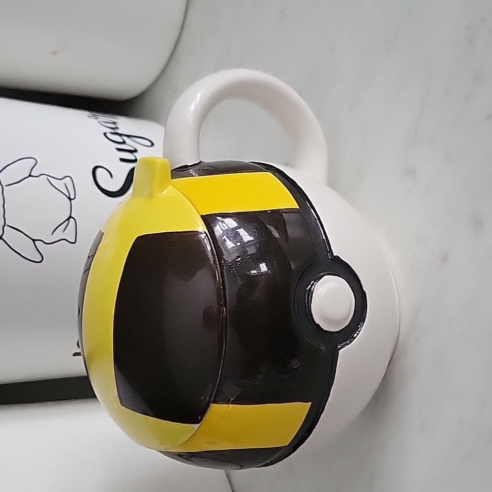 Pokémon Ball Mug